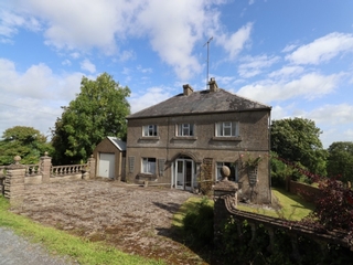 Knocktemple, Virginia, Co.Cavan A82K098