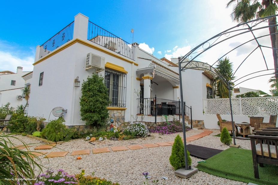 Calle Sandia, Los Dolses, Orihuela Costa, Spain